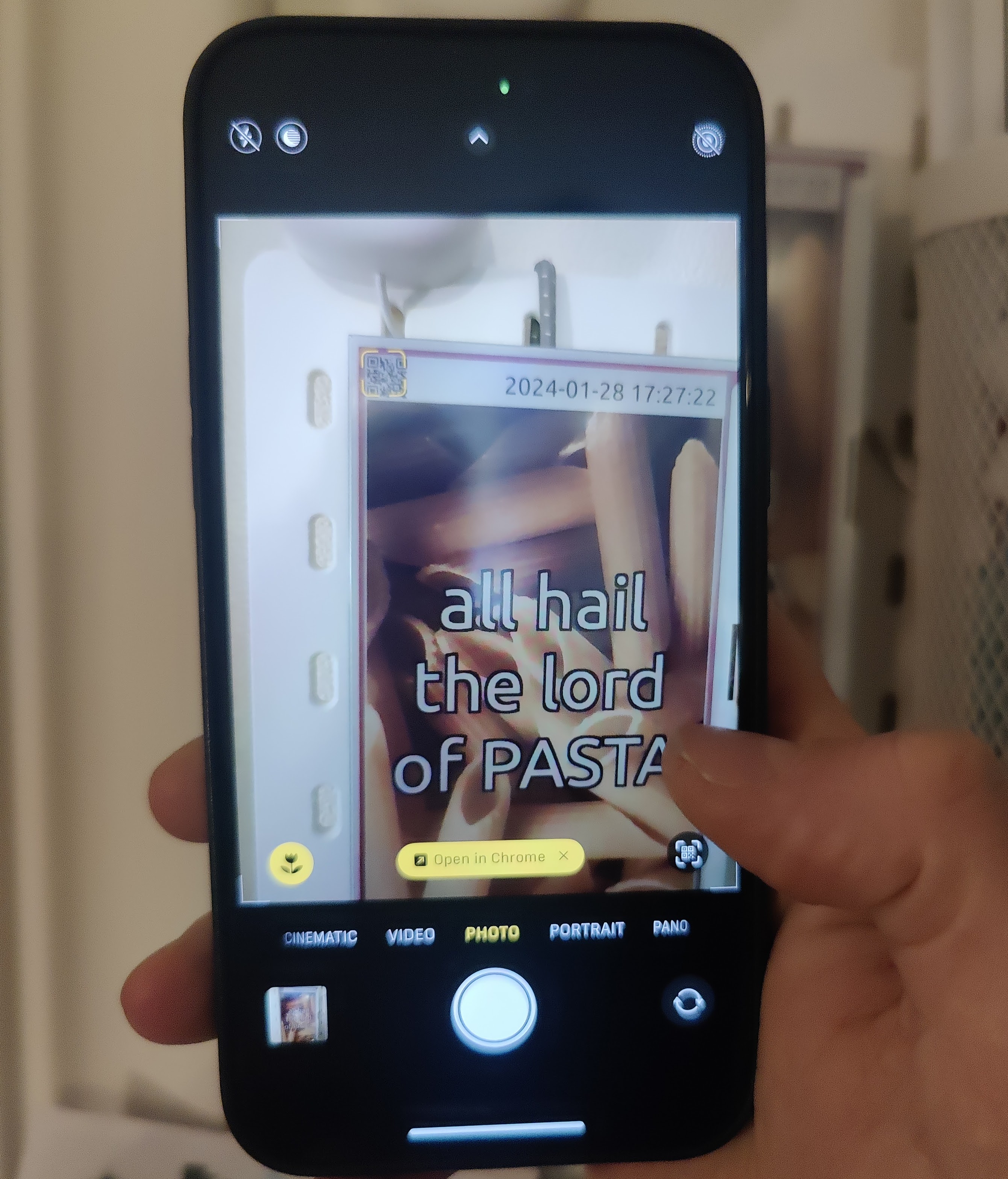 Pasta frame with QR code control